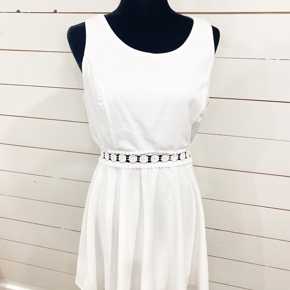 Sweet Rain White Cut Out Waist